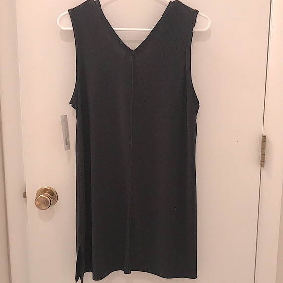 Black V-neck tunic top. Size L - Picture 5 of 11